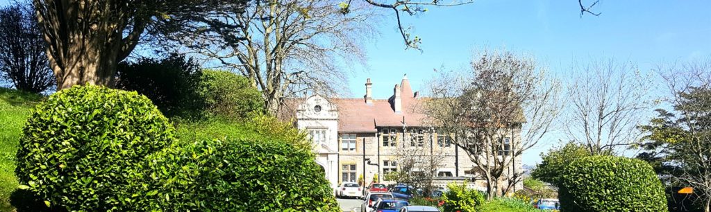 broadway lodge entrance