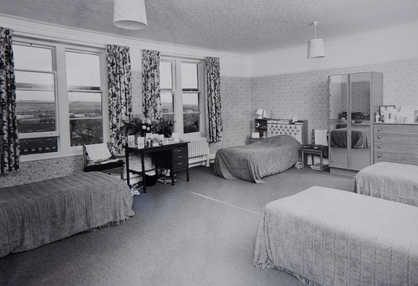 Bedroom at Broadway Lodge in the 1970's